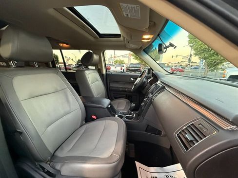 Used 2019 Ford Flex SEL w/ Equipment Group 202A FWD image 34