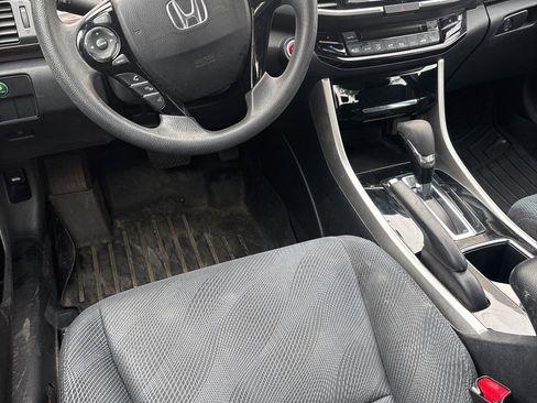Used 2016 Honda Accord EX image 2