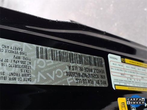 Used 2023 Jeep Wrangler Unlimited Rubicon w/ LED Lighting Group image 34