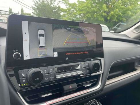 Used 2026 Toyota Grand Highlander AWD image 31