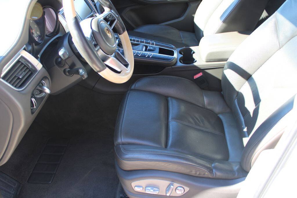 Used 2016 Porsche Macan S AWD/4WD image 9