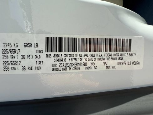 Used 2014 RAM C/V Tradesman image 36