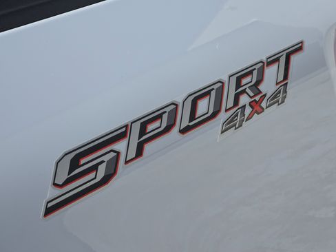 Used 2022 Ford F150 Lariat w/ Equipment Group 502A High image 14