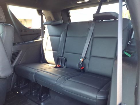 Used 2021 Chevrolet Tahoe Z71 w/ Luxury Package AWD/4WD image 26