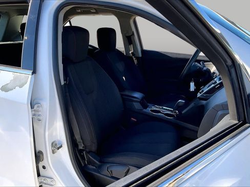 Used 2014 Chevrolet Equinox LS FWD image 9