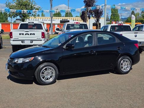 Used 2010 Kia Forte LX w/ Convenience Pkg FWD image 24