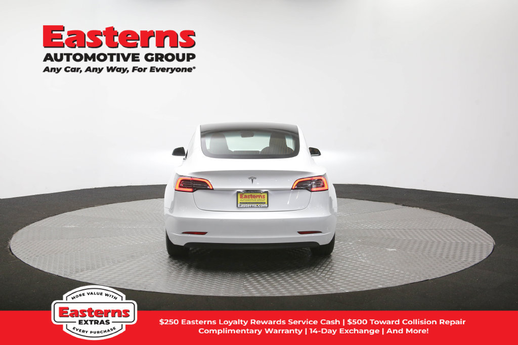 Used 2020 Tesla Model 3 Standard Range RWD image 34