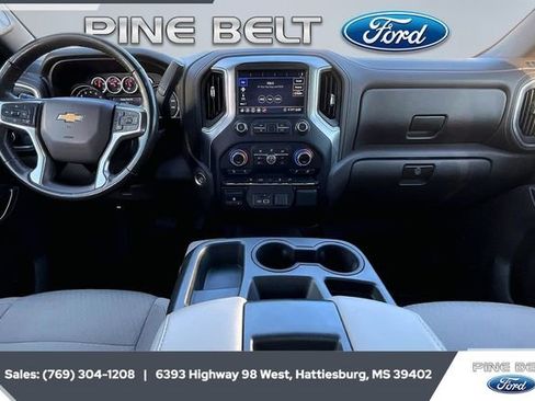 Used 2020 Chevrolet Silverado 1500 LT w/ Texas Edition image 14