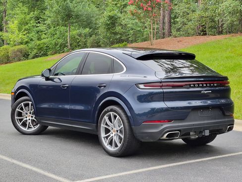 Certified 2026 Porsche Cayenne Coupe AWD/4WD image 3