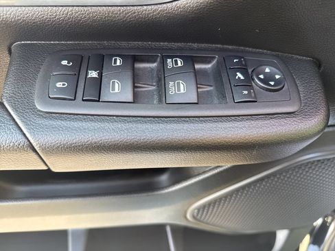 Used 2023 RAM 1500 Big Horn AWD/4WD image 12