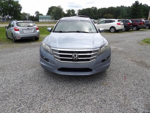 Used 2010 Honda Crosstour EX-L image 2