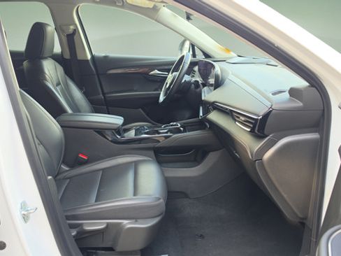 Used 2024 Buick Envision Preferred AWD/4WD image 13