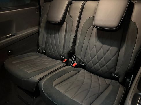 New 2026 Mercedes-Benz GLS 63 AMG 4MATIC image 17