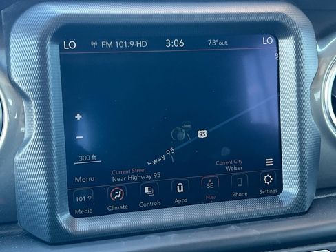 Used 2023 Jeep Wrangler Unlimited Sahara AWD/4WD image 20