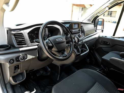 Used 2021 Ford Transit 250 Low Roof w/ Exterior Upgrade Package RWD image 3