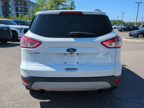 Used 2016 Ford Escape SE w/ Equipment Group 201A FWD image 5