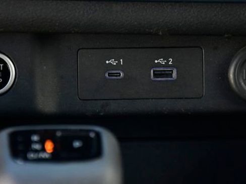 Used 2023 Nissan Rogue SV image 22