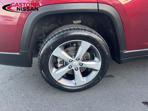 Used 2021 Jeep Grand Cherokee L Limited image 19