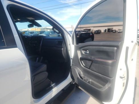 Used 2021 Nissan Titan PRO-4X w/ Off Road Protection Package image 52