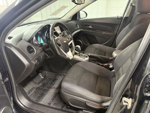 Used 2014 Chevrolet Cruze LT w/ All-Star Edition FWD image 8