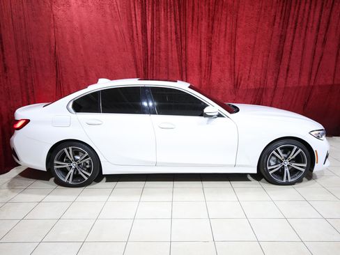 Used 2021 BMW 330i Sedan w/ Convenience Package image 8