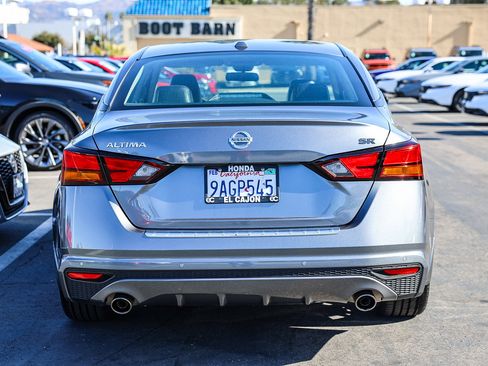 Used 2022 Nissan Altima 2.5 SR image 22