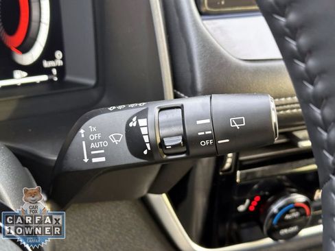 Used 2025 Nissan Rogue Platinum w/ Tech Package AWD/4WD image 29