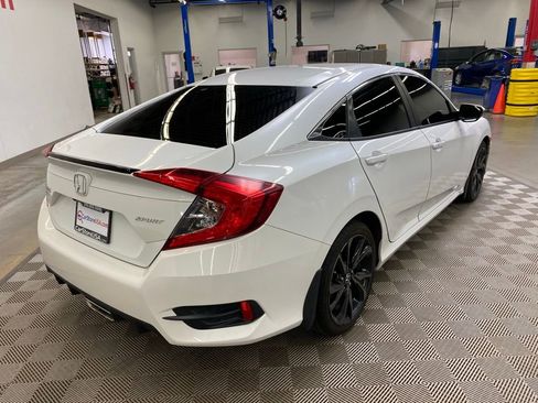 Used 2020 Honda Civic Sport image 6