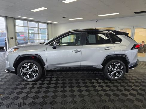 Used 2023 Toyota RAV4 XSE w/ Weather Package image 7