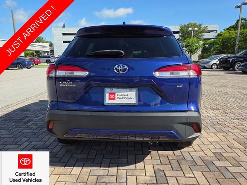 Used 2023 Toyota Corolla Cross LE FWD image 10