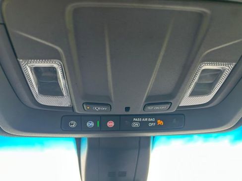 Used 2020 GMC Sierra 1500 SLE image 15