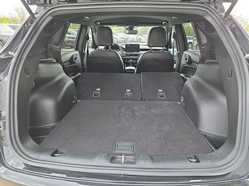 Used 2024 Jeep Compass Trailhawk image 92