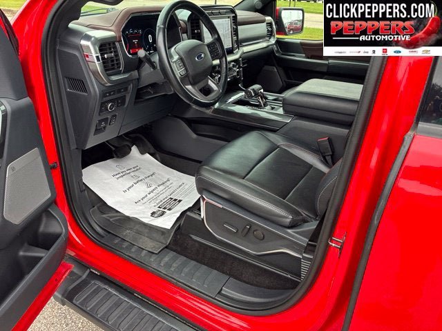 Used 2022 Ford F150 Lariat RWD image 11
