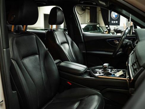 Used 2019 Audi Q7 3.0T Premium Plus w/ Premium Plus Package image 16