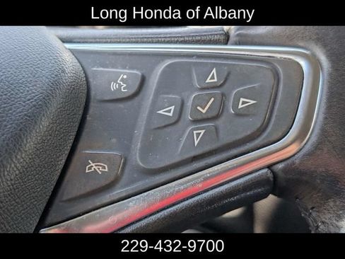 Used 2021 Chevrolet Equinox LT w/ Driver Convenience Package FWD image 24