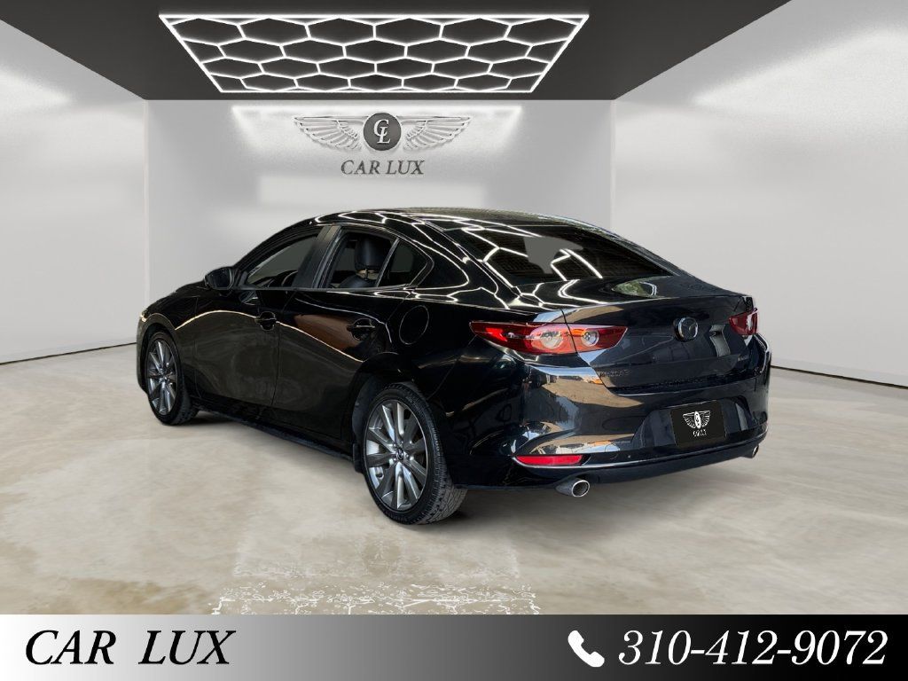 Used 2019 MAZDA MAZDA3 Sedan w/ Select Package FWD image 3