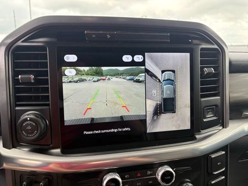 Used 2025 Ford F150 Lariat w/ Equipment Group 501A Mid AWD/4WD image 5