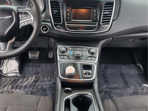 Used 2016 Chrysler 200 LX FWD image 13