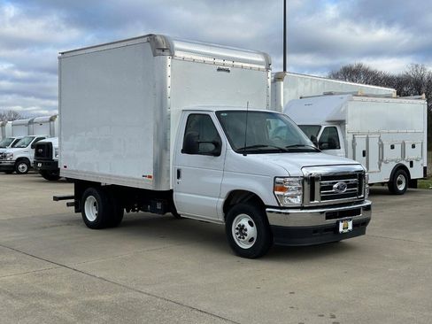 New 2024 Ford E-350 and Econoline 350 Super Duty w/ Power Windows & Locks Group image 5