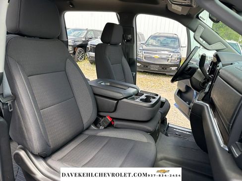 Used 2025 Chevrolet Silverado 1500 LT AWD/4WD image 23