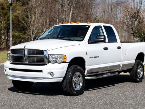 Used 2005 Dodge Ram 3500 Truck SLT image 8