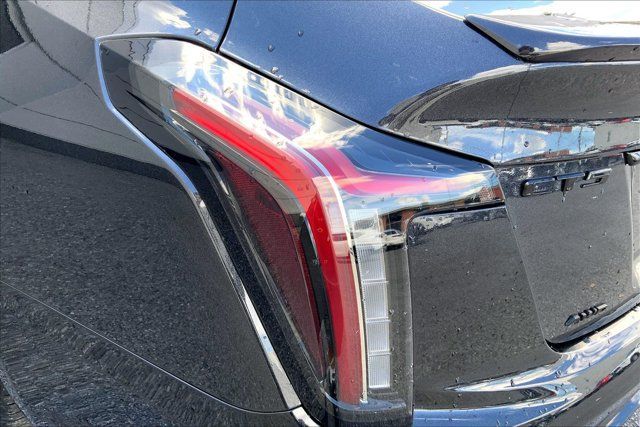 Used 2024 Cadillac CT5 V w/ LPO, ONYX Package AWD/4WD image 29