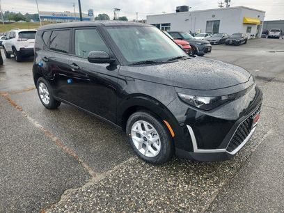 New 2025 Kia Soul LX w/ LX Technology Package