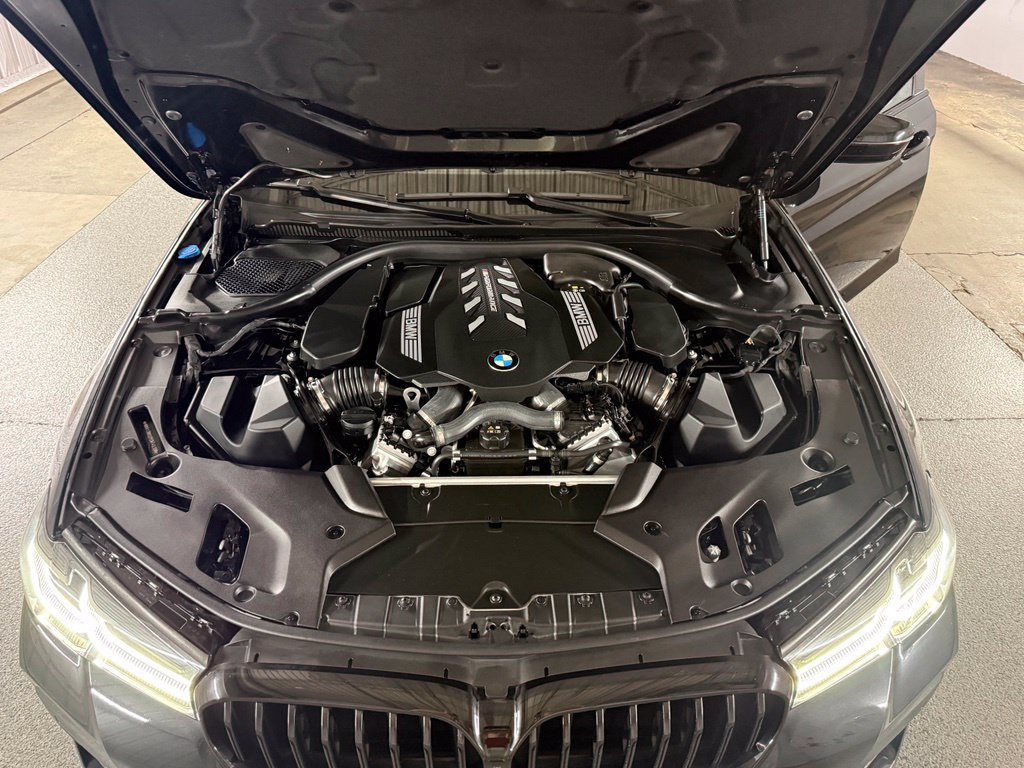 Used 2023 BMW M550i xDrive w/ Executive Package AWD/4WD image 54