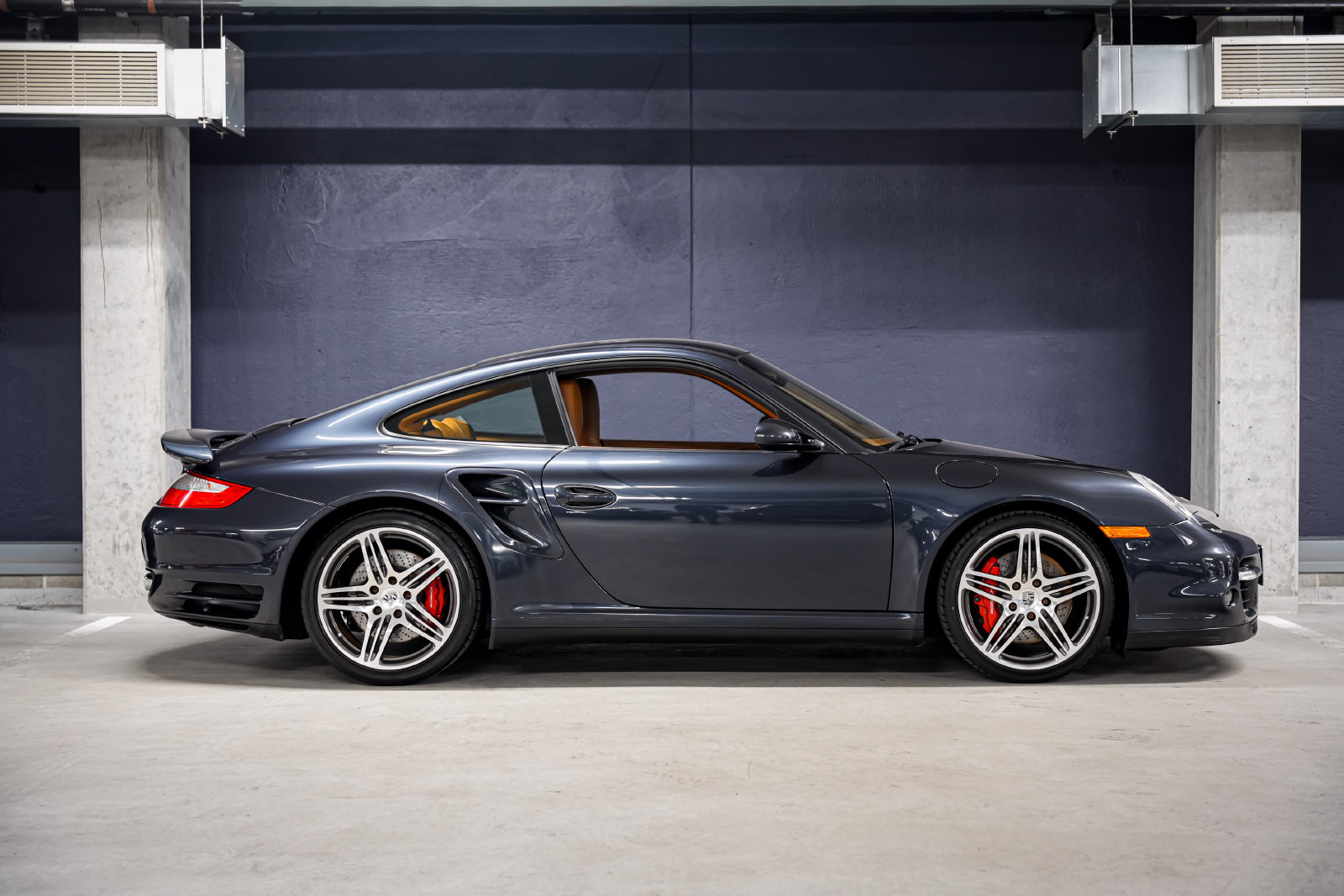 Used 2007 Porsche 911 Turbo AWD/4WD image 2