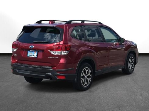 Used 2021 Subaru Forester Premium w/ Popular Package #1 AWD/4WD image 5