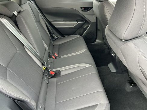 Certified 2025 Subaru Crosstrek 2.0i Premium image 10