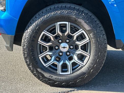 Certified 2024 Chevrolet Colorado Z71 w/ Advanced Trailering Package AWD/4WD image 23