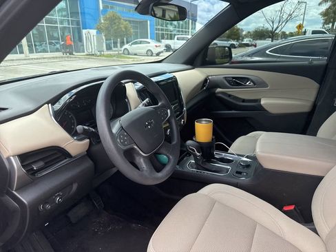 Used 2022 Chevrolet Traverse LS w/ Midnight/Sport Edition FWD image 2