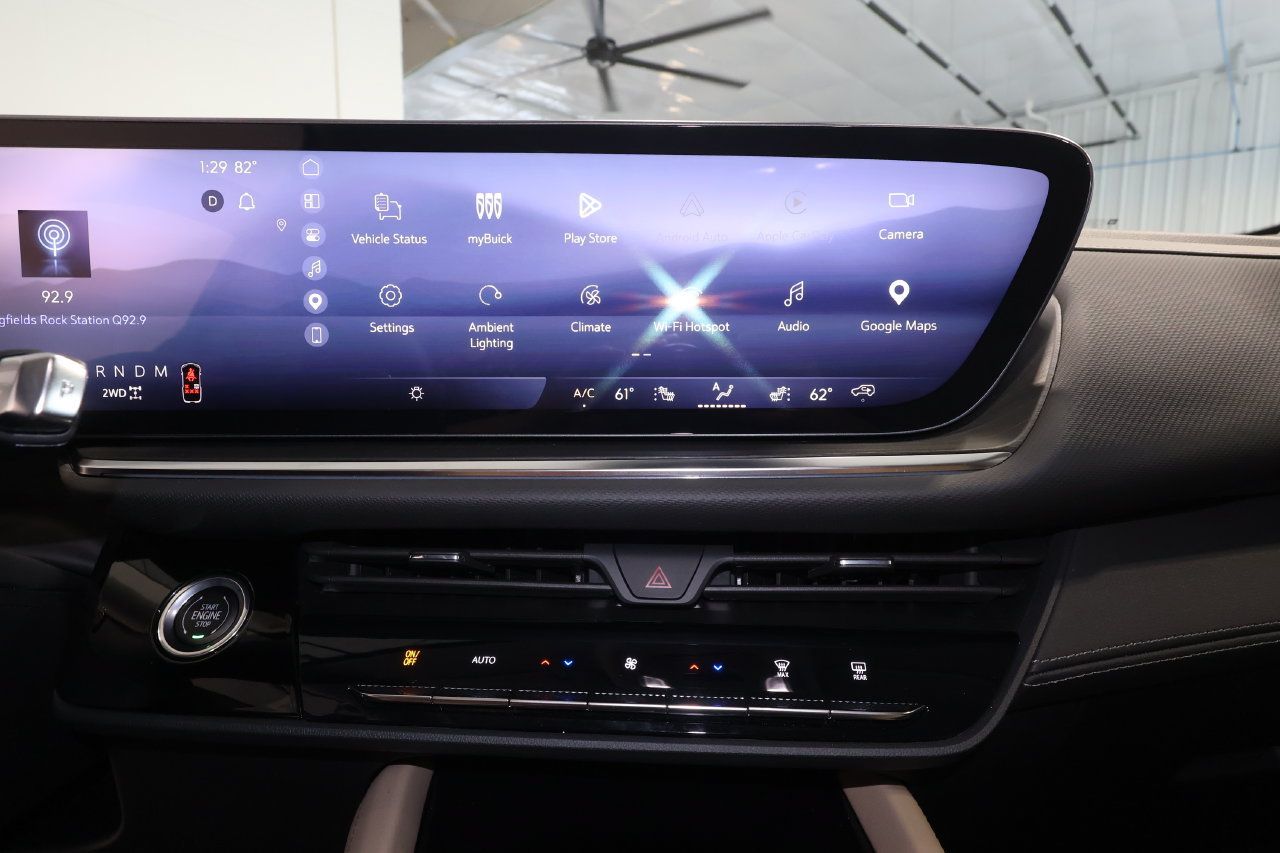 Certified 2026 Buick Envision Preferred AWD/4WD image 17